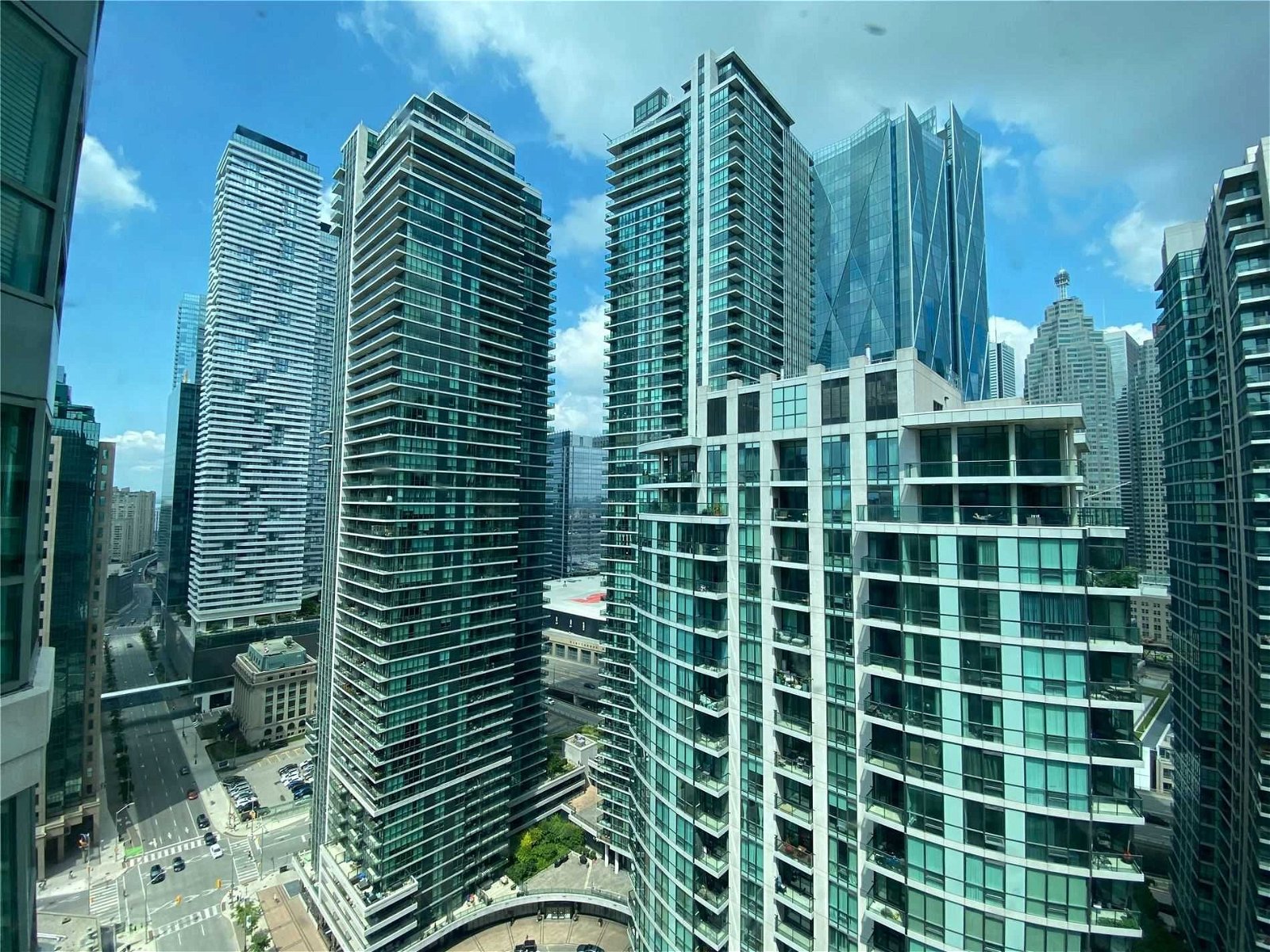 Residences of the World Trade Centre located at 10 Yonge St 0