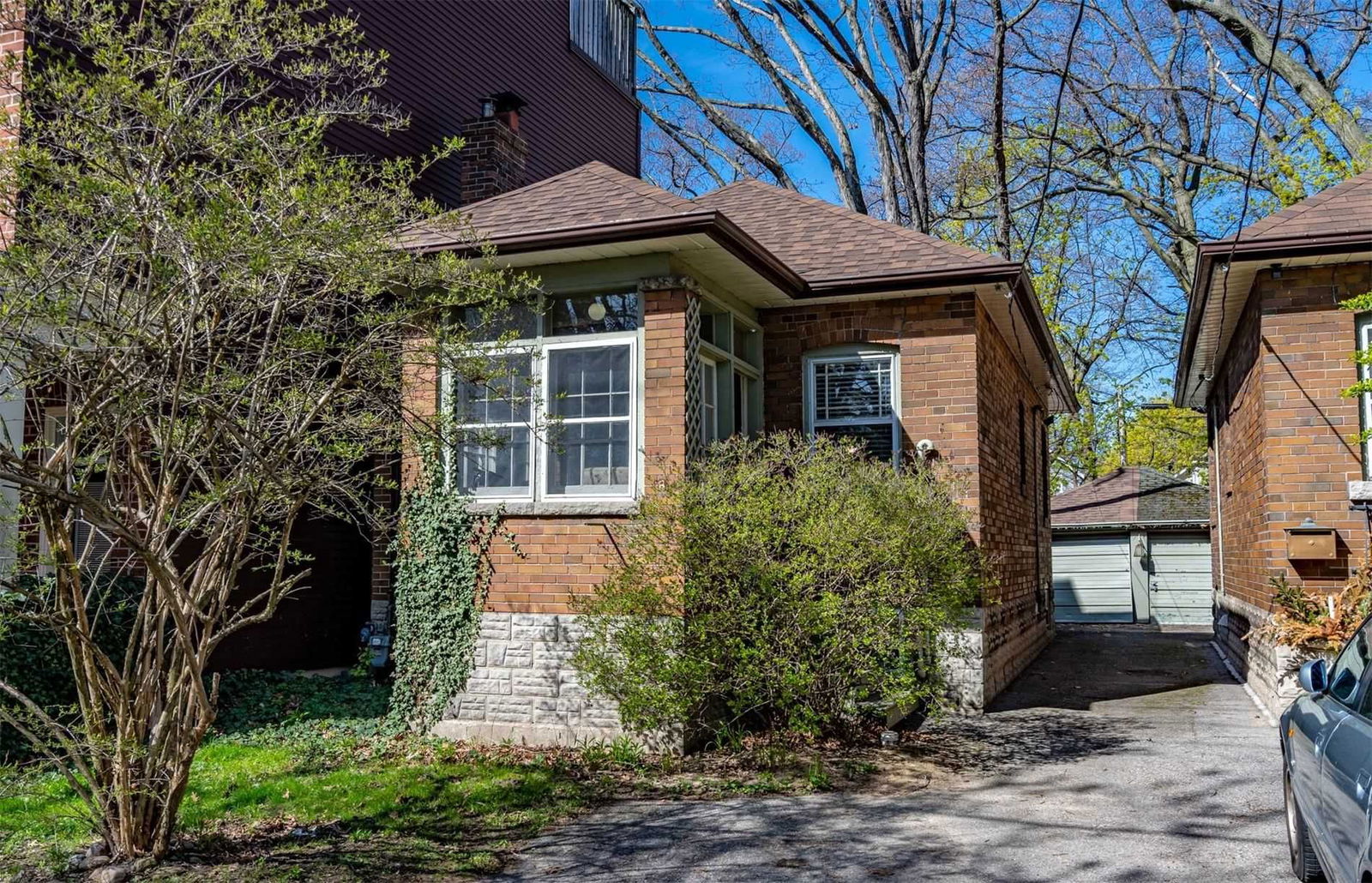 8 Scarborough Rd, Toronto 2 Bed, 1 Bath house Dwelly.ca