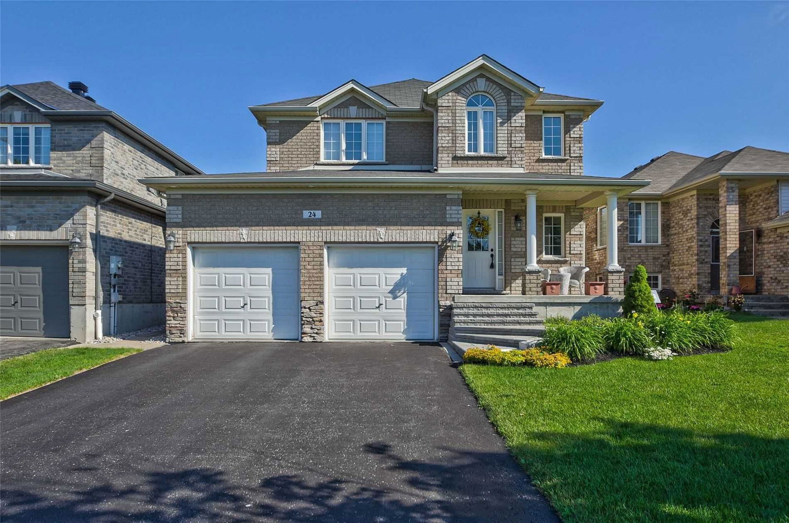 24 Empire Dr, Barrie 4 Bed, 3 Bath house Dwelly.ca