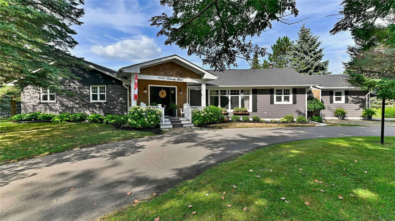 19155 Kennedy Rd, Caledon 3+1 Bed, 4 Bath house Dwelly.ca