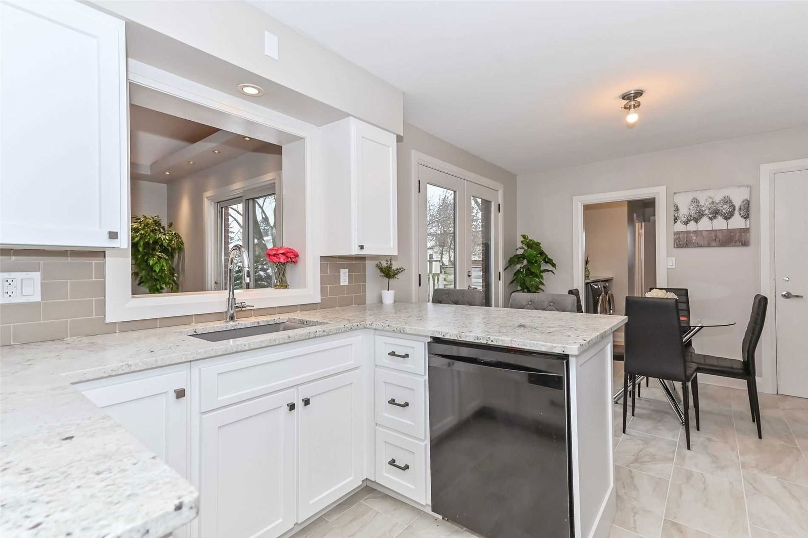 19 Elginfield Dr, Guelph 4 Bed House X4638797