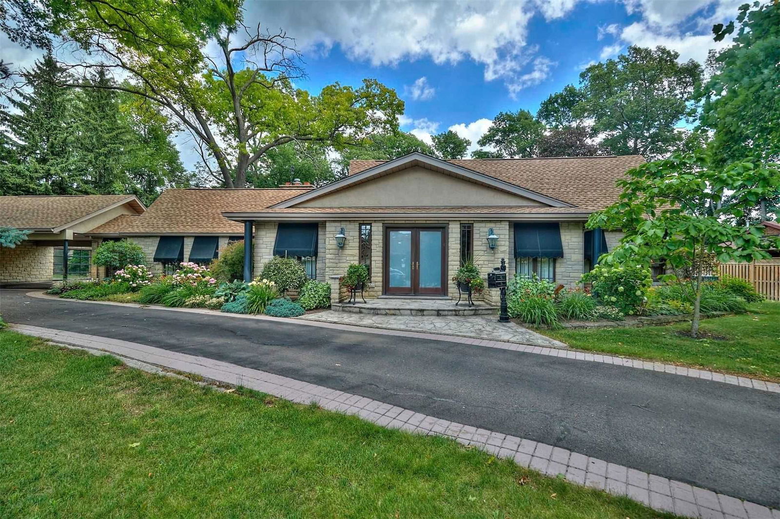 2414 Dorchester Rd, Niagara Falls 3+1 Bed House X4897933